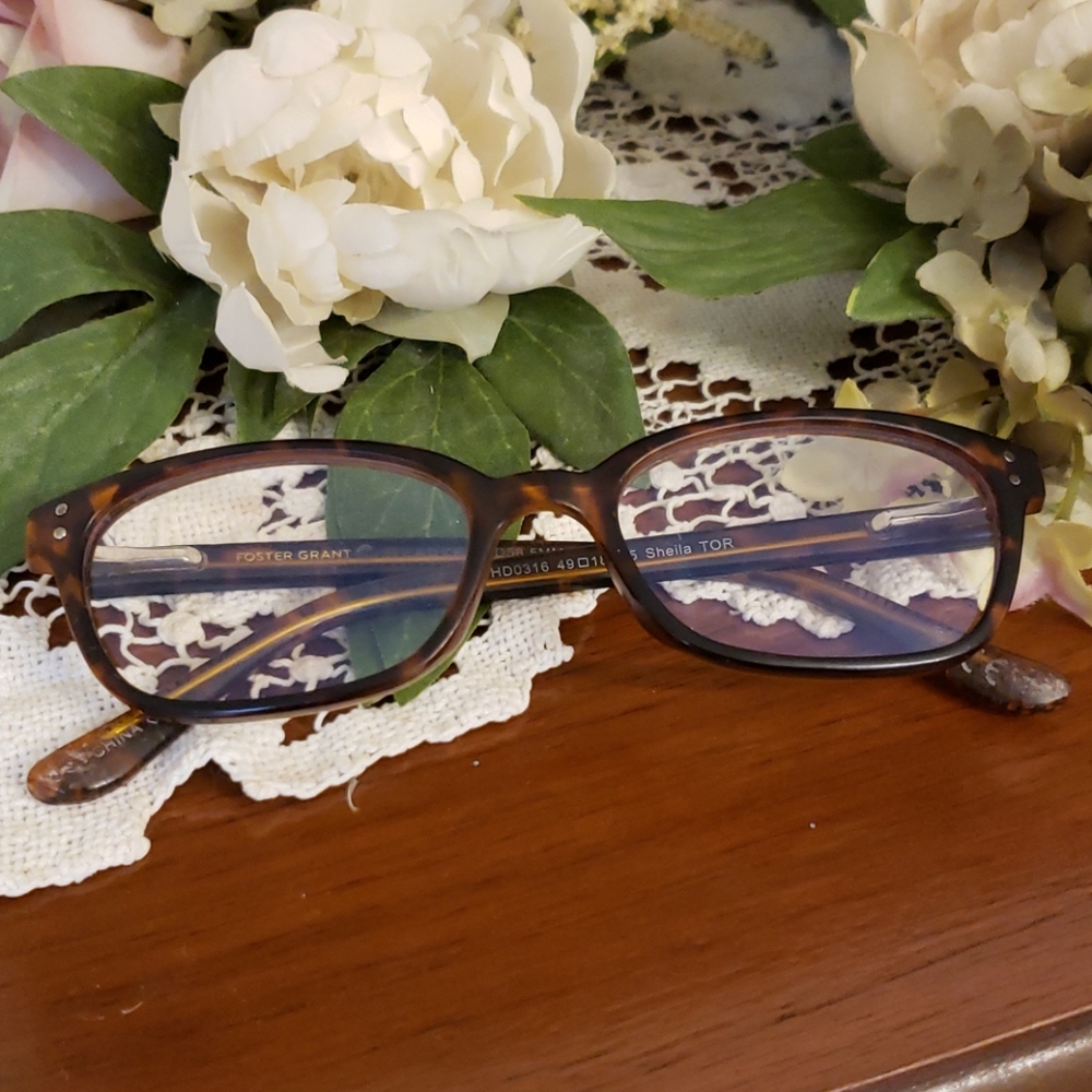 Foster Grant Reading Glasses